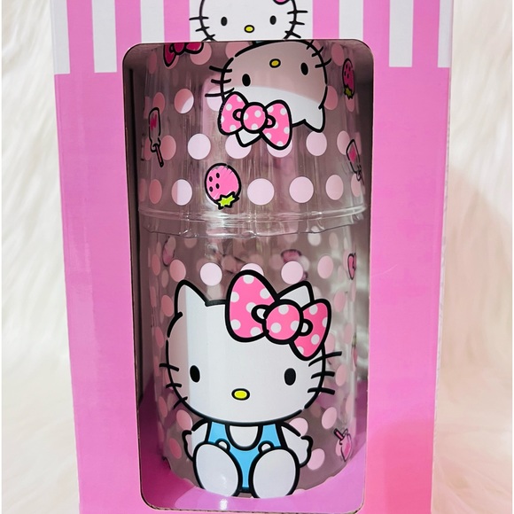 Hello‎ Kitty Pitcher and Cup - Picture 2 of 3